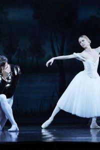 Brooke-Widdison-Jacobs-and-Matthew-Lehmann-in-West-Australian-Ballets-Giselle.-Photo-by-Sergey-Pevnev-min